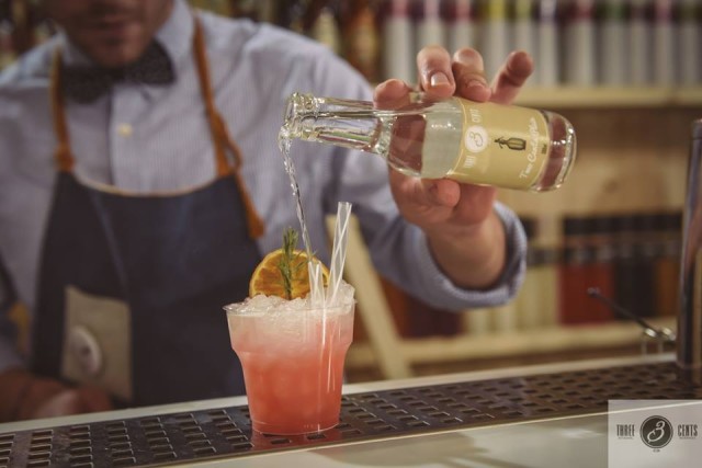 Αναψυκτικά Three Cents