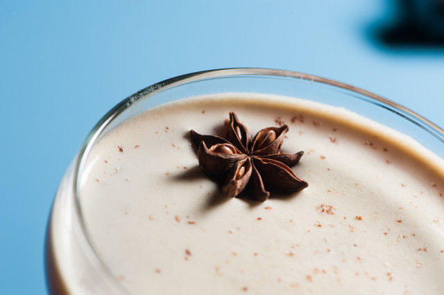 Σπίτι cocktail bar, Σίμος Ταγαράς, work it