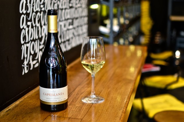 Capellania, Άρης Σκλαβενίτης