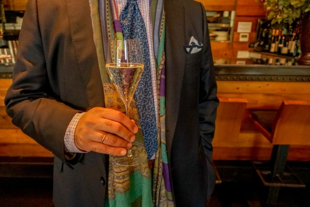 Krug Grande Cuvée, Ari Vezene, Vezene