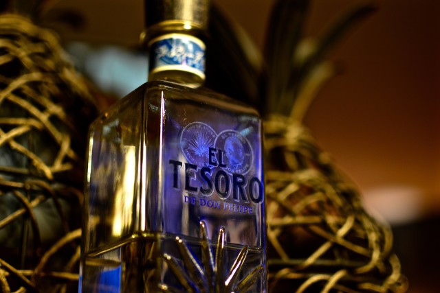 El Tesoro Blanco, El Tesoro Platinum, Carlos Camarena