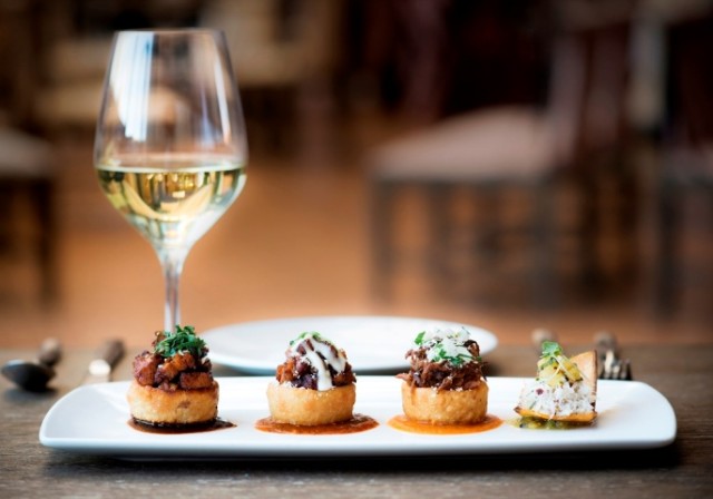 κοκτέιλ με φαγητό