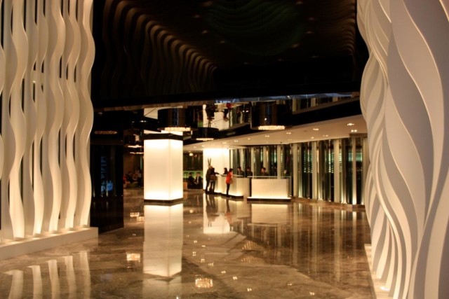 Χονγκ Κονγκ, Αλέξανδρος Σουρμπάτης