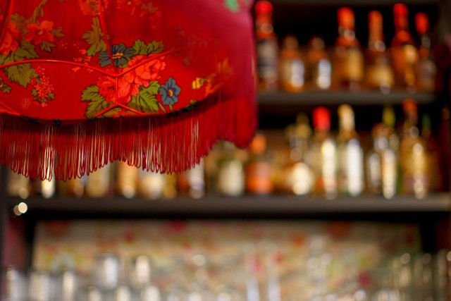 Mr. Peacock, Negroni