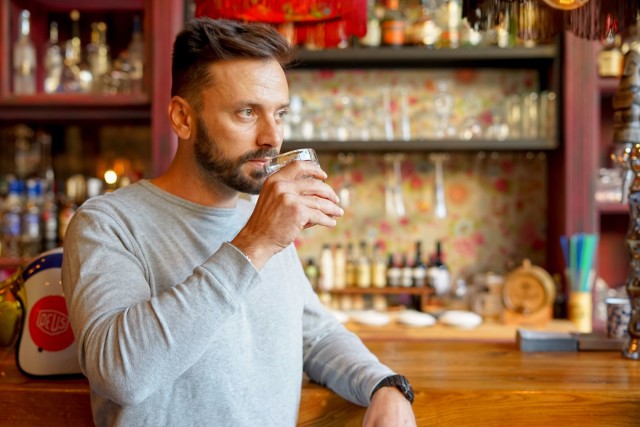 Mr. Peacock, Negroni