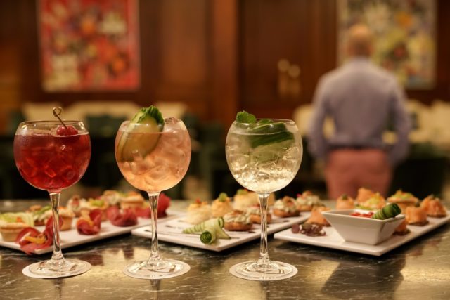 Divani, Martini, Aperitivo