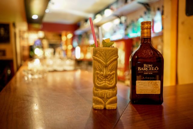 Σπιρτόκουτο, Ron Barcelo