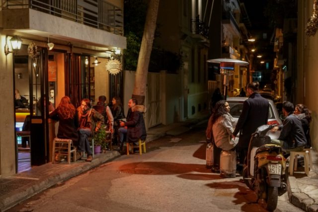 Spritz, Αρτέμης, Τάκης