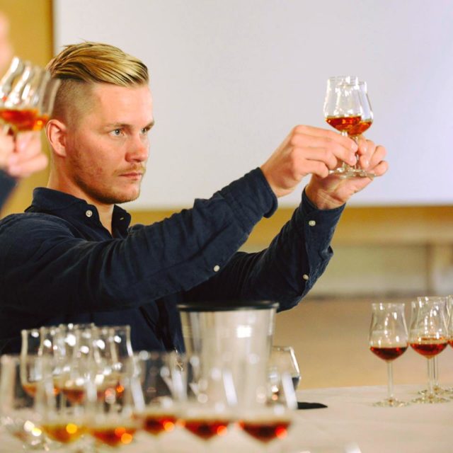 μετανάστης