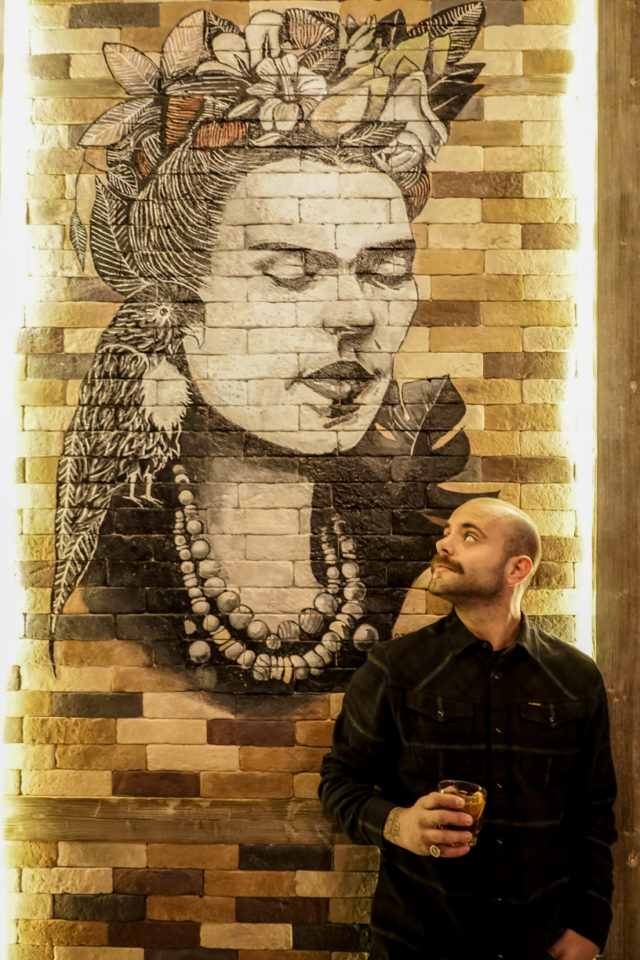 Old School, Feedέλ