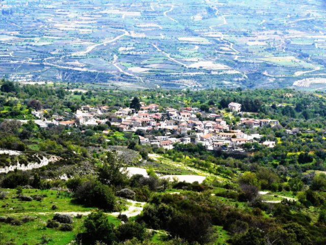 Κουμανδαρία, Κουμανταρία