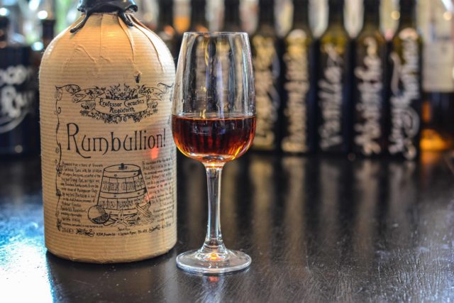 rumbullion, rum, spiced rum