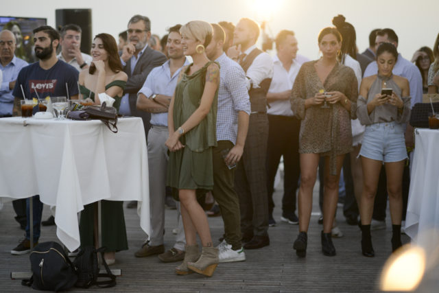 Angostura, Πεδρο Μαρτίνες, Pedro Martinez