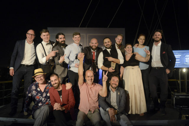 Angostura, Πεδρο Μαρτίνες, Pedro Martinez