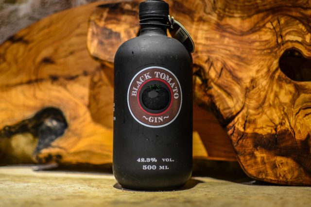 Black Tomato gin, Black Tomato