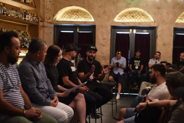 στρογγυλή τράπεζα, Clumsies, Latin America Bar