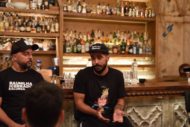 στρογγυλή τράπεζα, Clumsies, Latin America Bar