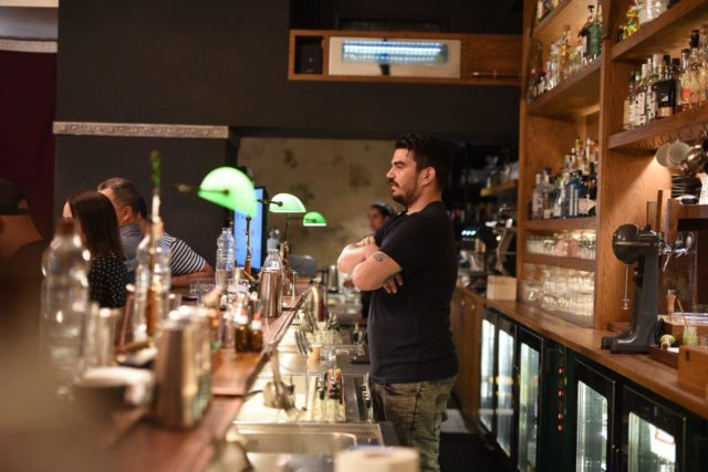 στρογγυλή τράπεζα, Clumsies, Latin America Bar