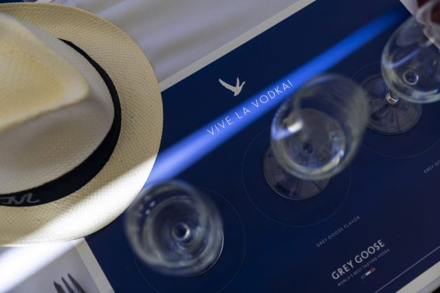 Ρεγκάτα των Σπετσών, Grey Goose