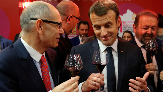 εμανουέλ μακρόν, κελάρι