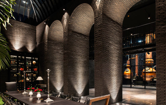 Hendricks, Gin Palace