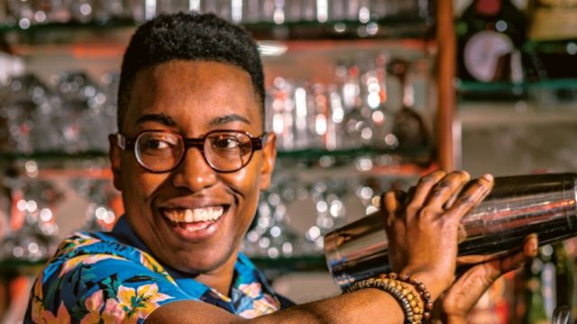 Shannon Mustipher, βιβλίο για κοκτέιλ