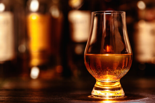 συνδρομητικές υπηρεσίες για ουίσκι