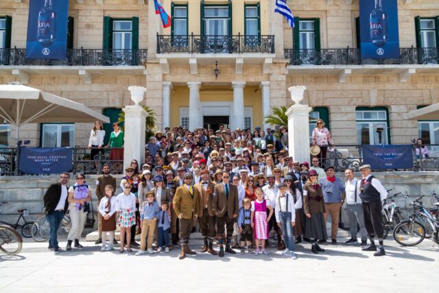 axia, a weekend in tweed