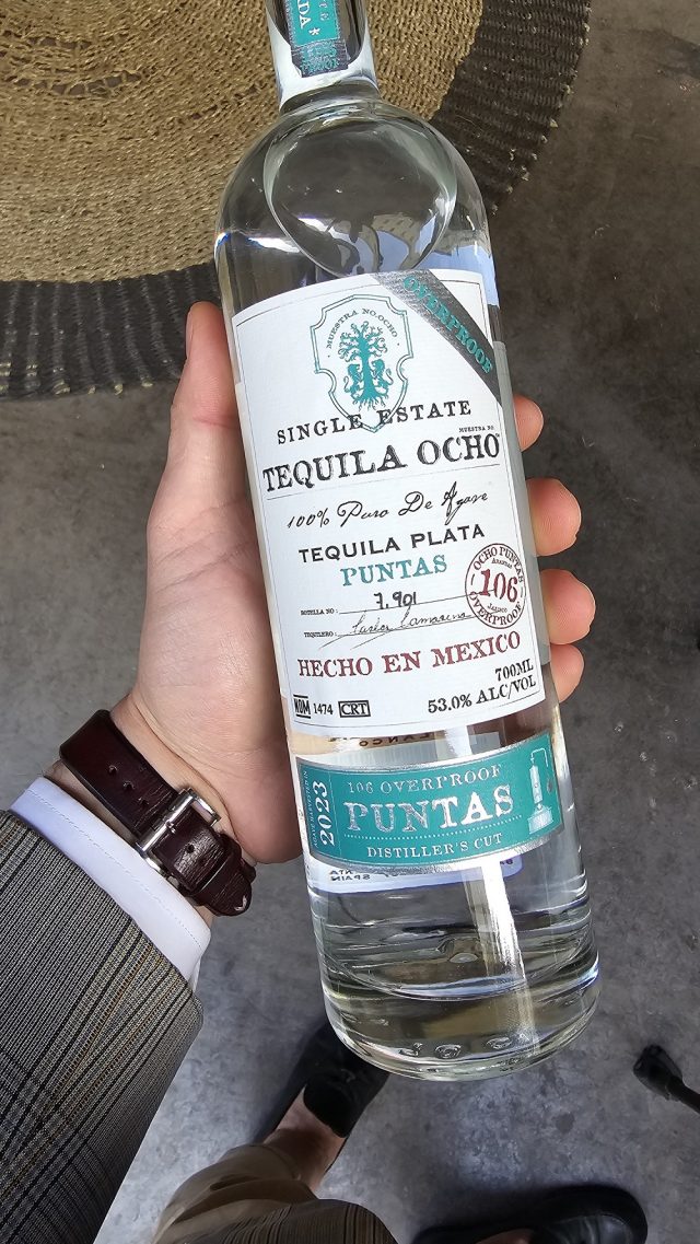 Ocho Plata Puntas