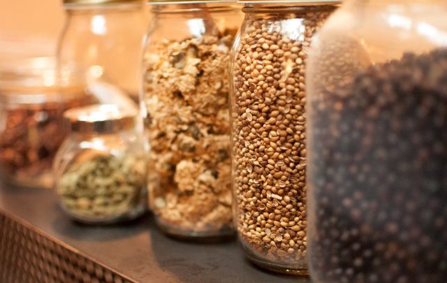 κατηγορίες τζιν, βοτανικά στοιχεία