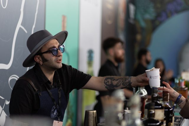 Mediterranean Bar Show