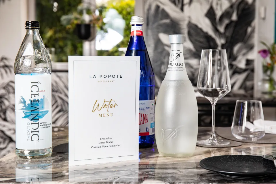 μενού εμφιαλωμένων νερών