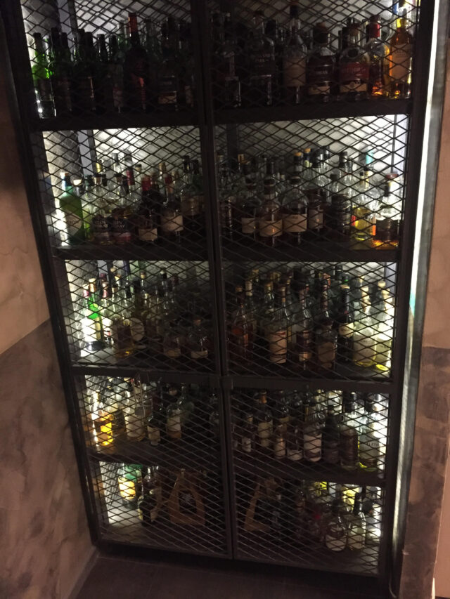 Bar Lab Roner Δέκα χρόνια The Bar LAB: ένα μπαρ προορισμός στην Καλαμαριά ...