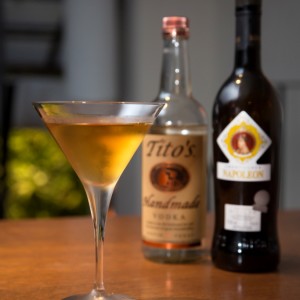 Abovo, Michalis Nourloglou, estiatorio, restaurant, Tito's vodka