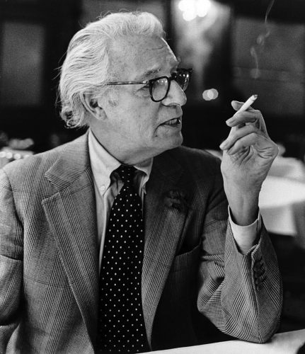 Ο Αμερικανός δημοσιογράφος George Francis Frazier Jr.