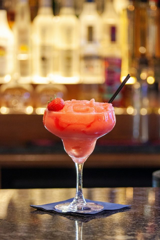 frozen strawberry daiquiri, υποτιμημένο, αναγνώριση