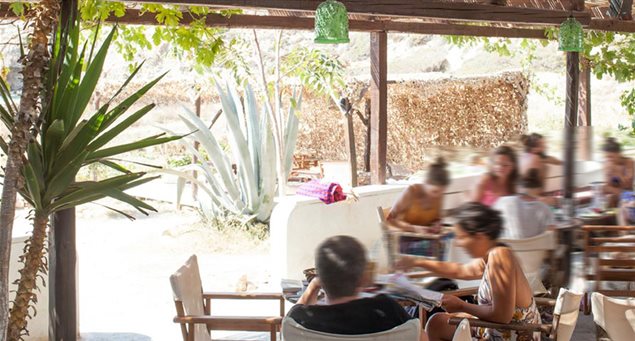 beach bar