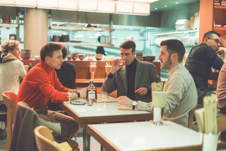 Γιάννης Κοροβέσης, Γιώργος Καραμπουζούκης, Δημήτρης Κασβίκης